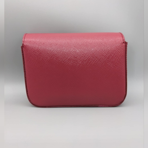 Prada - Picture 12 of 12